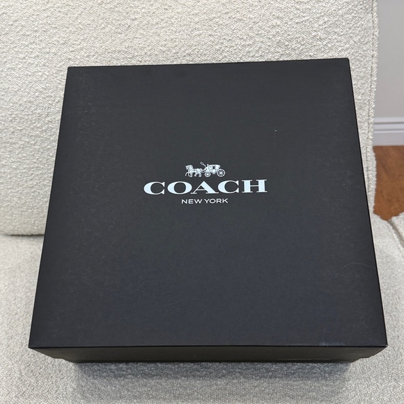 Coach Tabby 30 Black - Picture 16 of 16